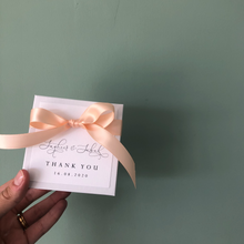 Load image into Gallery viewer, wedding favour box