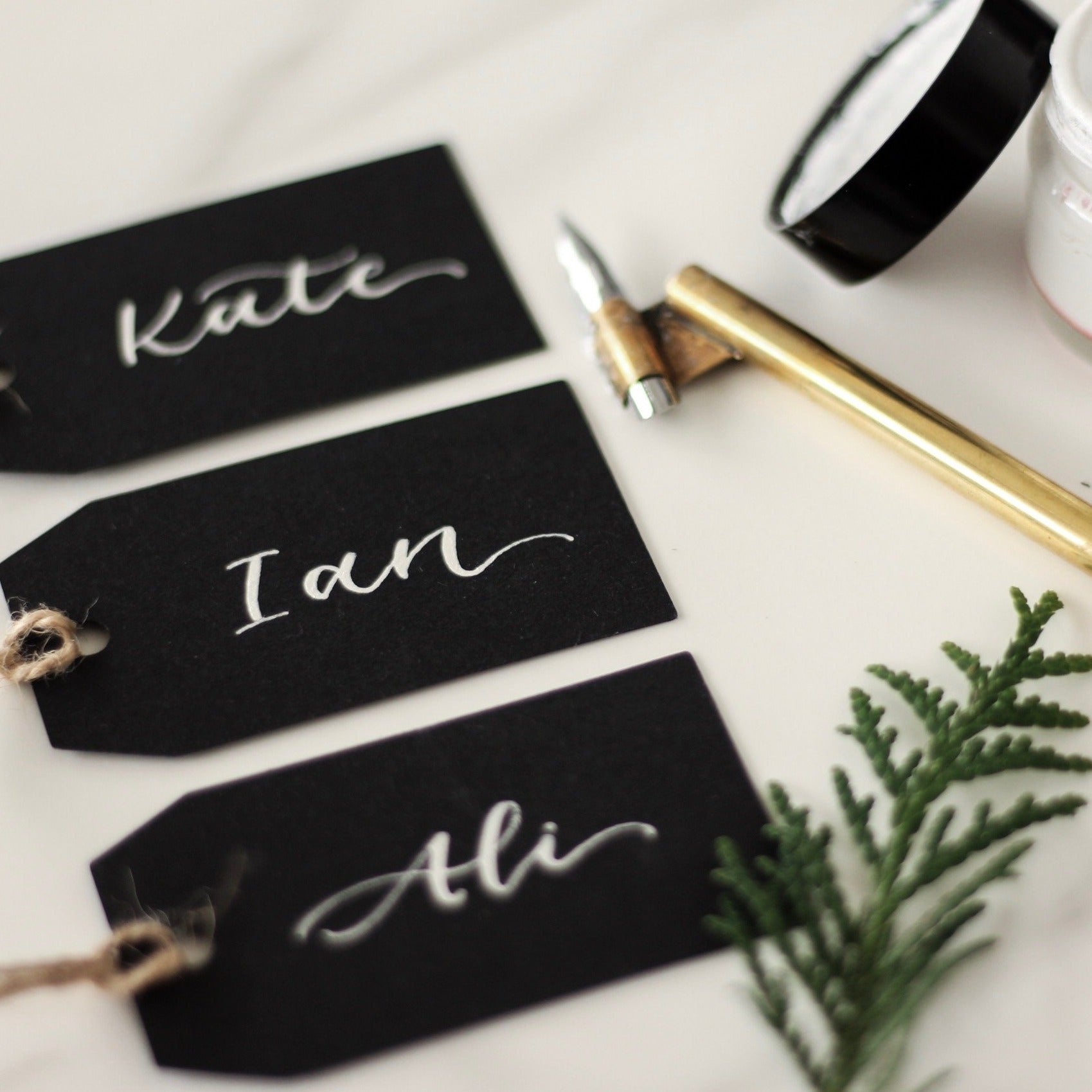 Black Tag Style Place Card