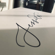 Load image into Gallery viewer, vinyl modern calligraphy names