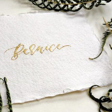 Load image into Gallery viewer, Luxury Recycled Place Cards - White and Gold